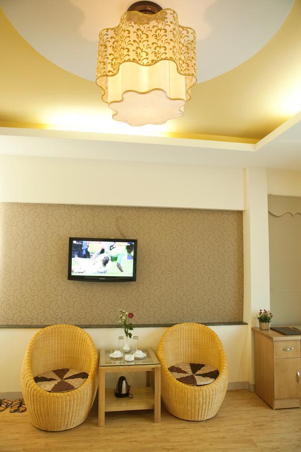 Venus Hotel Ha Noi Hanoi Exterior photo